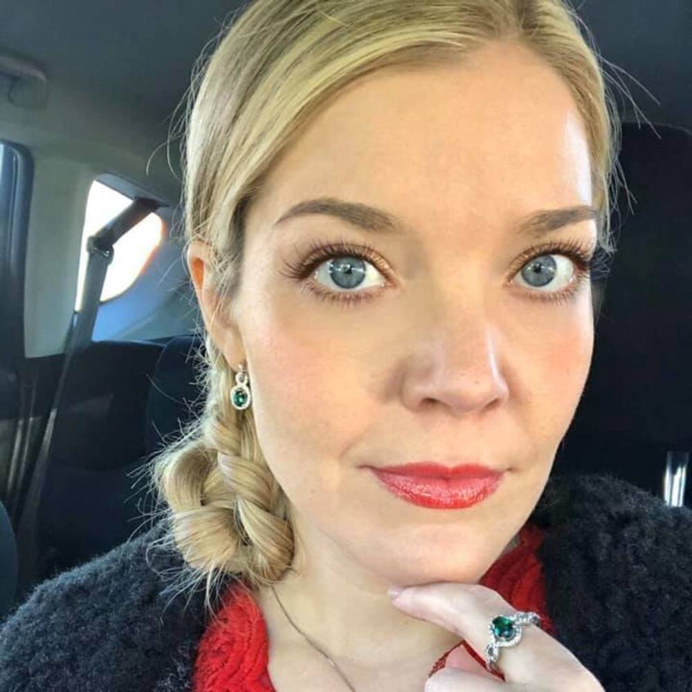Meet your Posher, Danielle